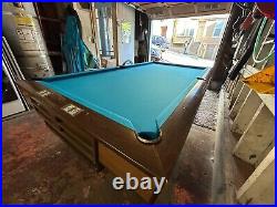 9ft. Brunswick pool table New cloth + Accessories